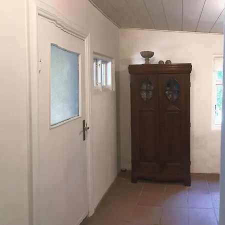 Skovhuset Holiday home *