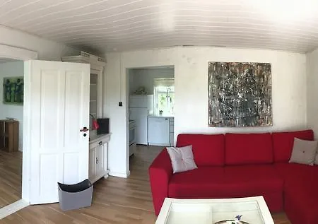 Skovhuset Holiday home *